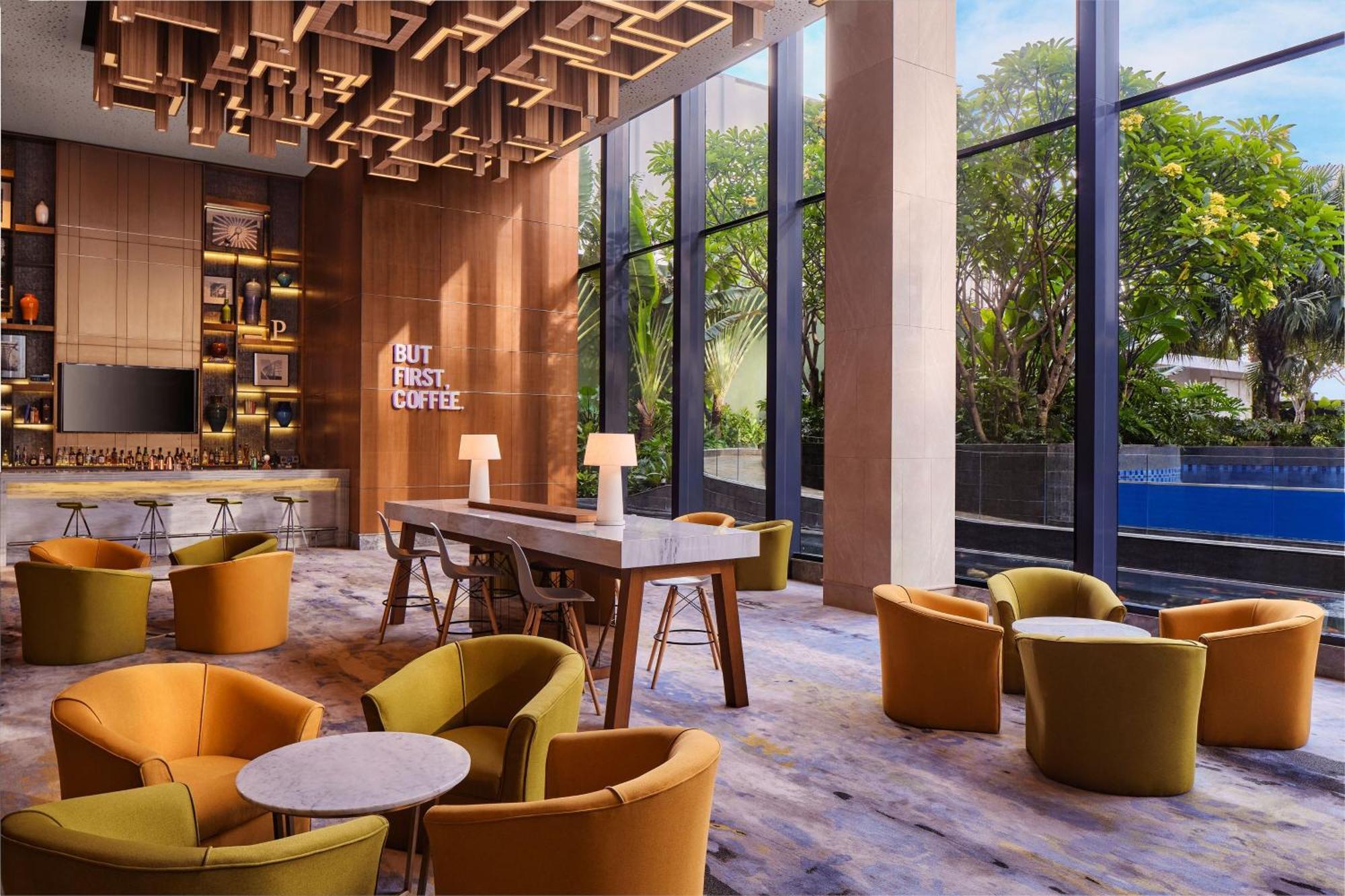 Four Points By Sheraton Surabaya Exterior foto
