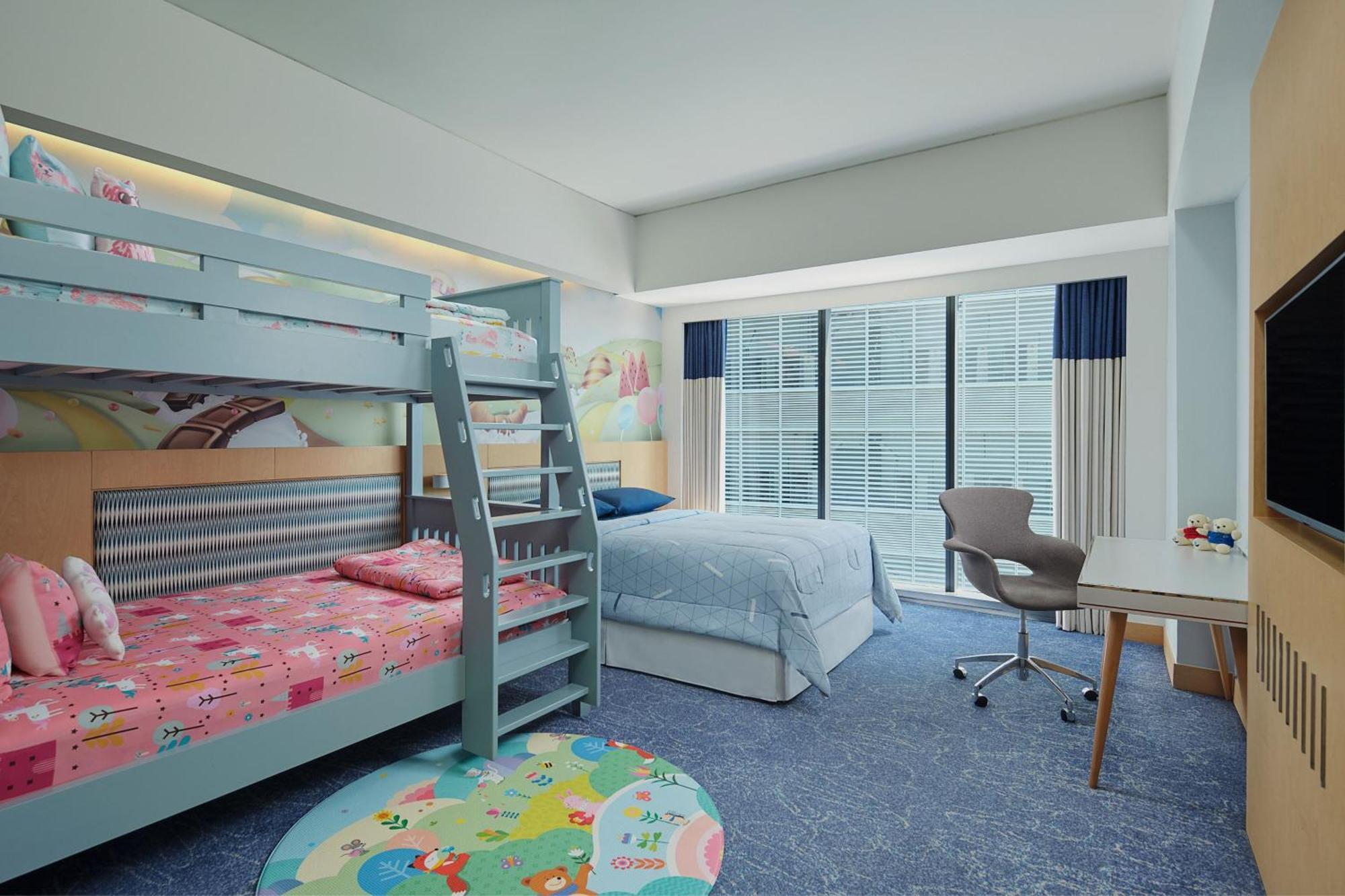 Four Points By Sheraton Surabaya Exterior foto